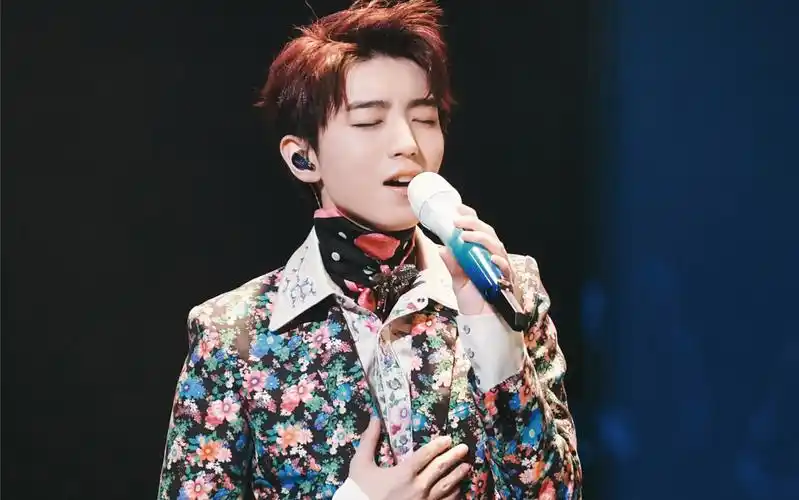 【十年】-王俊凯无边界演唱会