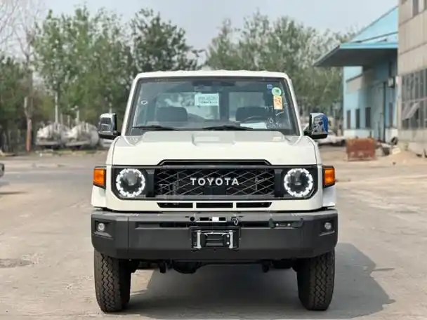 2024款丰田酷路泽lc71 两门2.8t 柴油 现车报价 独特的越野性能