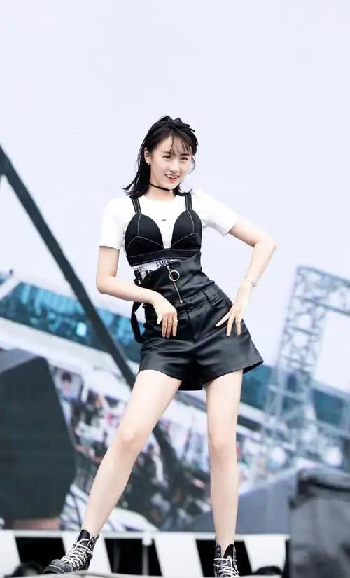 袁冰妍图片袁冰妍性感活动照图片