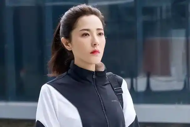 可还没等捅破那层窗户纸时,两人的戏份便都结束了.