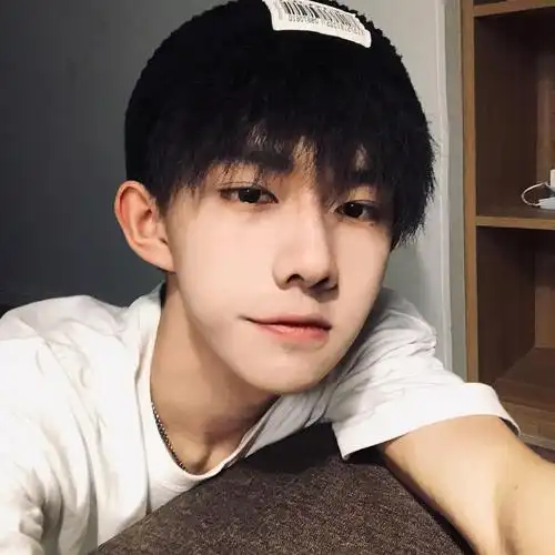 2020最火微信帅气男生头像