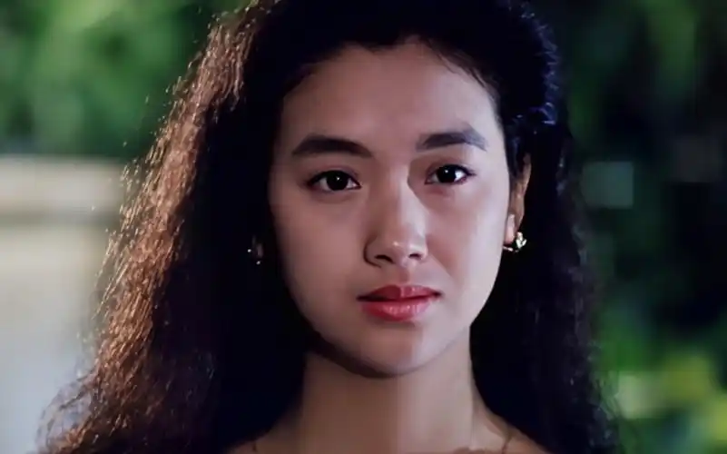 粤语经典50强,汤宝如《缘份的天空》伤感动人,百听不厌