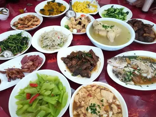 2020年10月13号我们同97岁的老寿星去浙江长兴为时4天的自由游欣赏大