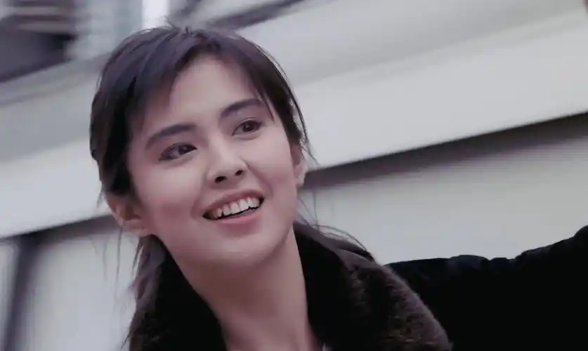 退圈十几年,如今王祖贤年近花甲,与年轻时已经判若两人_香港_女神