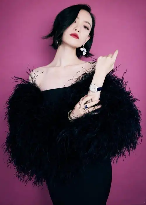 女明星黑色礼服,谁夺到了你的目光?