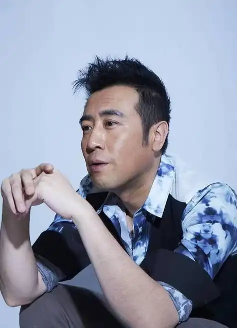 于和伟的老婆原来是她,还未结婚就尽孝,如今24年仍恩爱