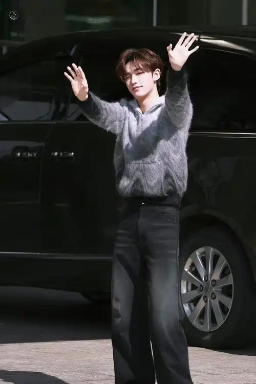 别太可爱咯小丁|猫|丁程鑫|丁彦雨航_新浪新闻