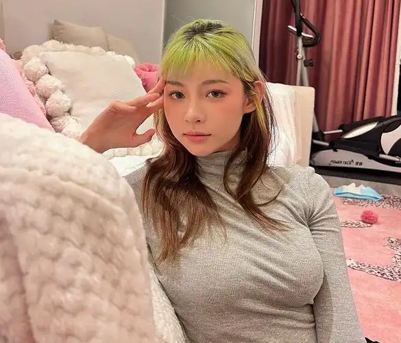 痞幼真正的第一次出道至今唯一一次变装老粉都看愣神了