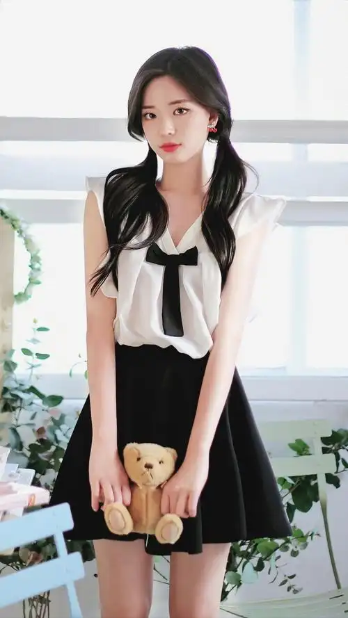 清纯可爱少女双马尾甜美写真手机壁纸-美女壁纸 - 壁纸家