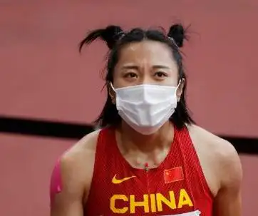 回顾葛曼棋:10岁入田径,为国征战11年,却被网友怒斥:退出国家队!