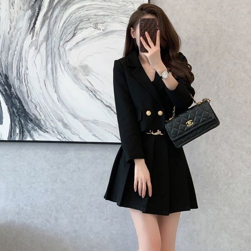 潮流好看2022秋季新款时尚显瘦小香套装女短款西装上衣半身裙两件套