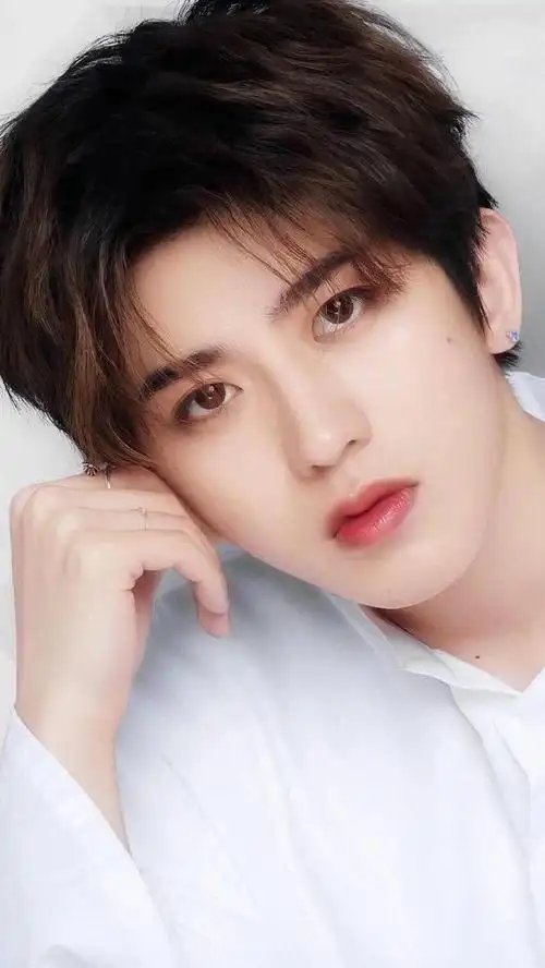 蔡徐坤的个人资料蔡徐坤参加过哪些节目