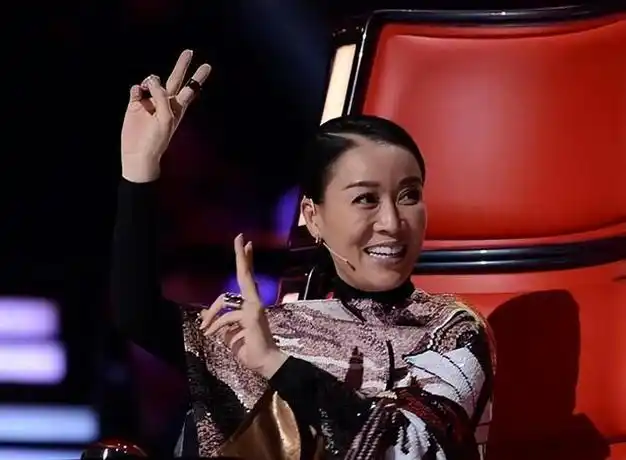 67那英与闺蜜小聚,欢声笑语中度过美好时光,刀郎事件早已翻篇|梁静