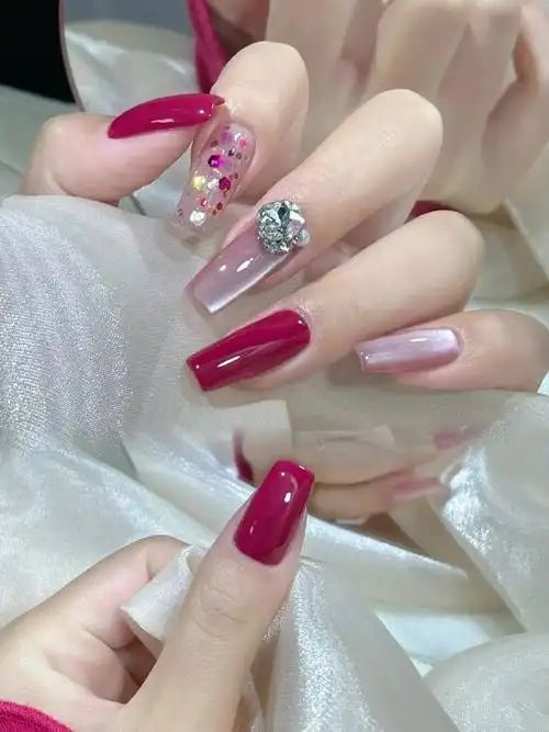 姐妹们最近风很大的 火龙果猫眼系列美甲 安排上,黑黄皮的福音,巨显手