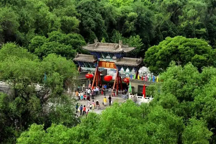 甘肃五月份旅游景点推荐五泉山公园旅游攻略免费语音导游