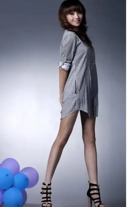 不忍直视曹颖近照身材暴肥胖脸似谢大脚