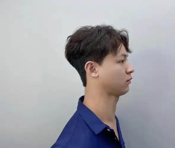 男士微分气垫烫