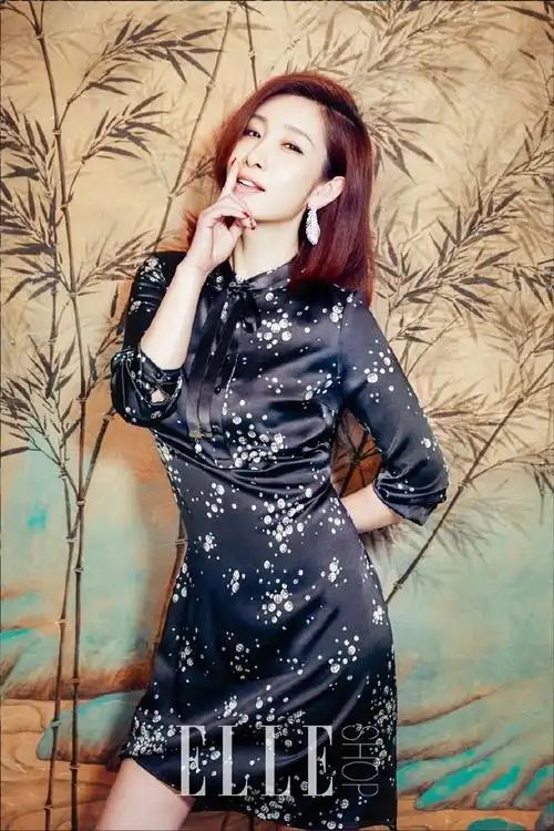 性感美女明星秦海璐优雅个性写真