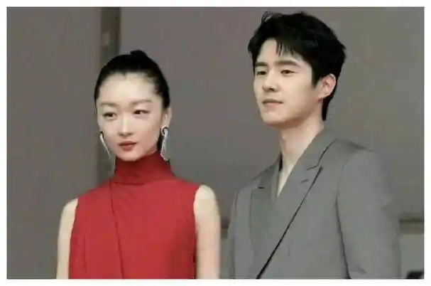 刘昊然周冬雨分手男方风华再现女方晒旅游照疑似调整心情