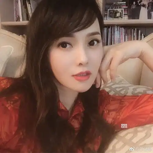 伊能静回应整容质疑:我变漂亮了