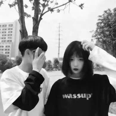 黑白一男一女超酷情侣真人头像