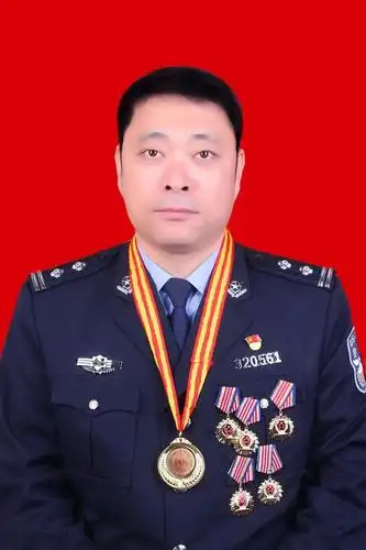 滨海新区公安局邢振刚同志简要事迹