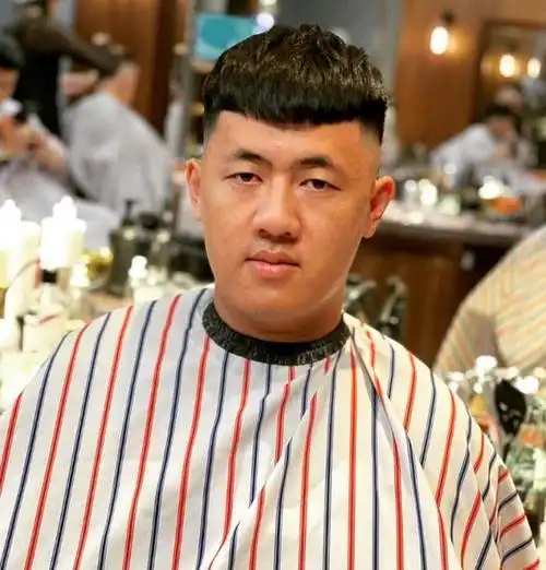 最适合胖子的发型男生脸胖的男士别乱剪发型了