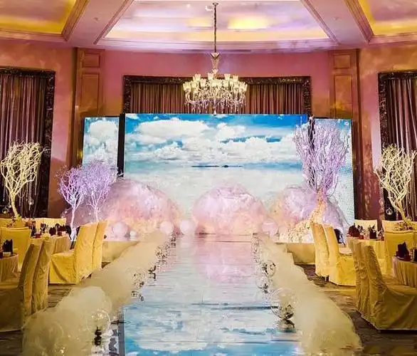 办一场创意云朵婚礼吧!