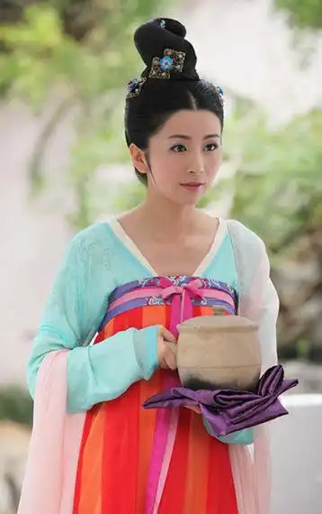 刘庭羽《唐宫燕》剧照