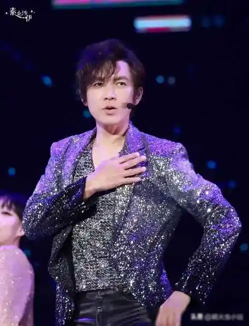 原创明星娱乐钟汉良肖战王一博张艺兴鹿晗迪丽热巴ab及宋祖儿新动态