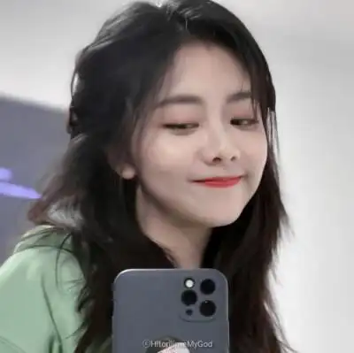 谭松韵女生头像