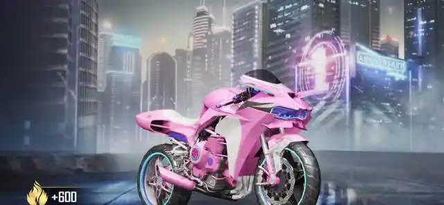 在游戏的跳伞阶段,鲨鱼便通过公共麦表示自己有火箭少女的梦幻摩托车