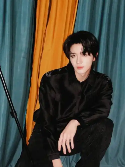 表演_关晓彤_发展