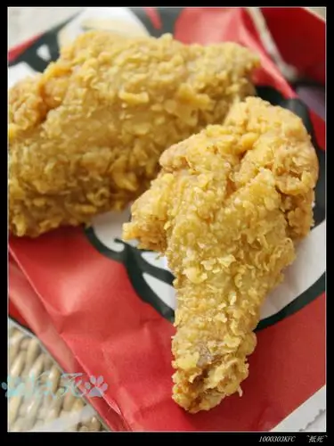 kfc——等了10分钟的鸡翅,非常的咸,还很干,看来已经好不了m记的多小