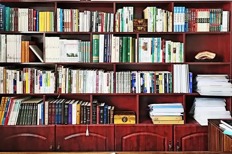 茶学教师的书柜