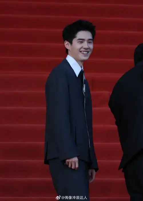 刘昊然帅回来了