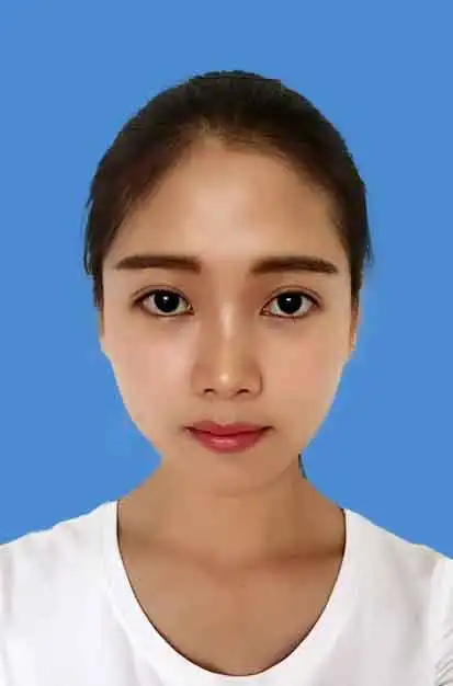 求大神将手机上的照片p成2寸证件照,要求20kb以下