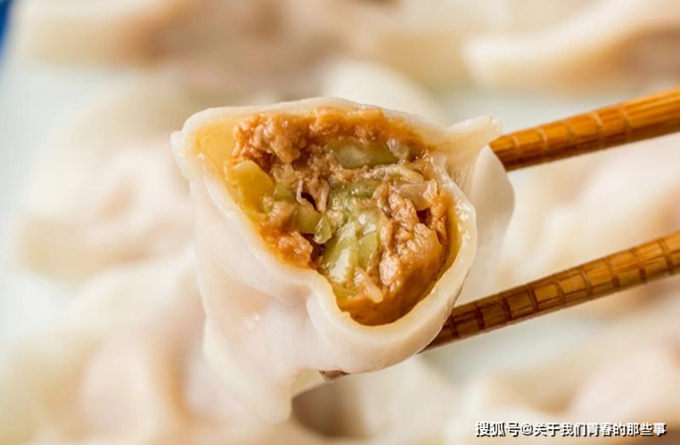包肉饺子时肉需要炒熟吗很多人不懂难怪不香不嫩涨知识了