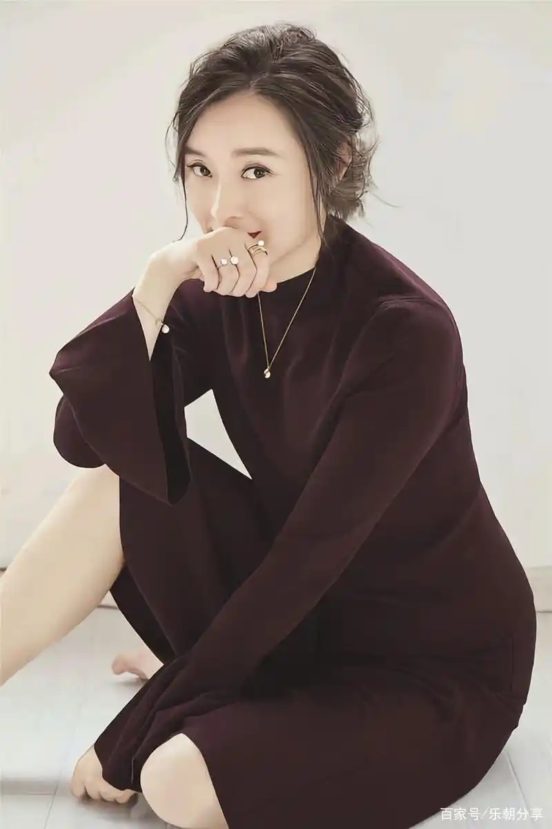 女演员吴越美图集锦