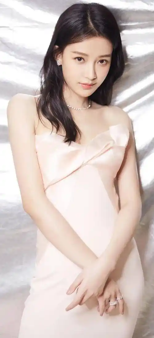 90后新生代美女演员孙怡