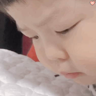 萌娃丸子妹表情包动图