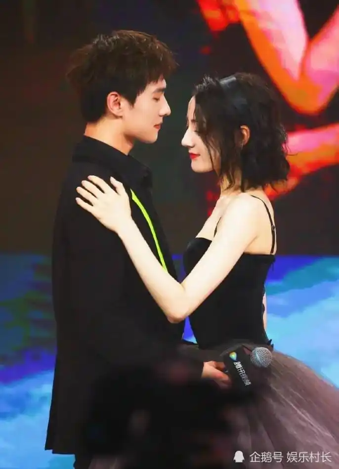 洋迪#杨洋迪丽热巴 #磕cp的快乐  - 抖音