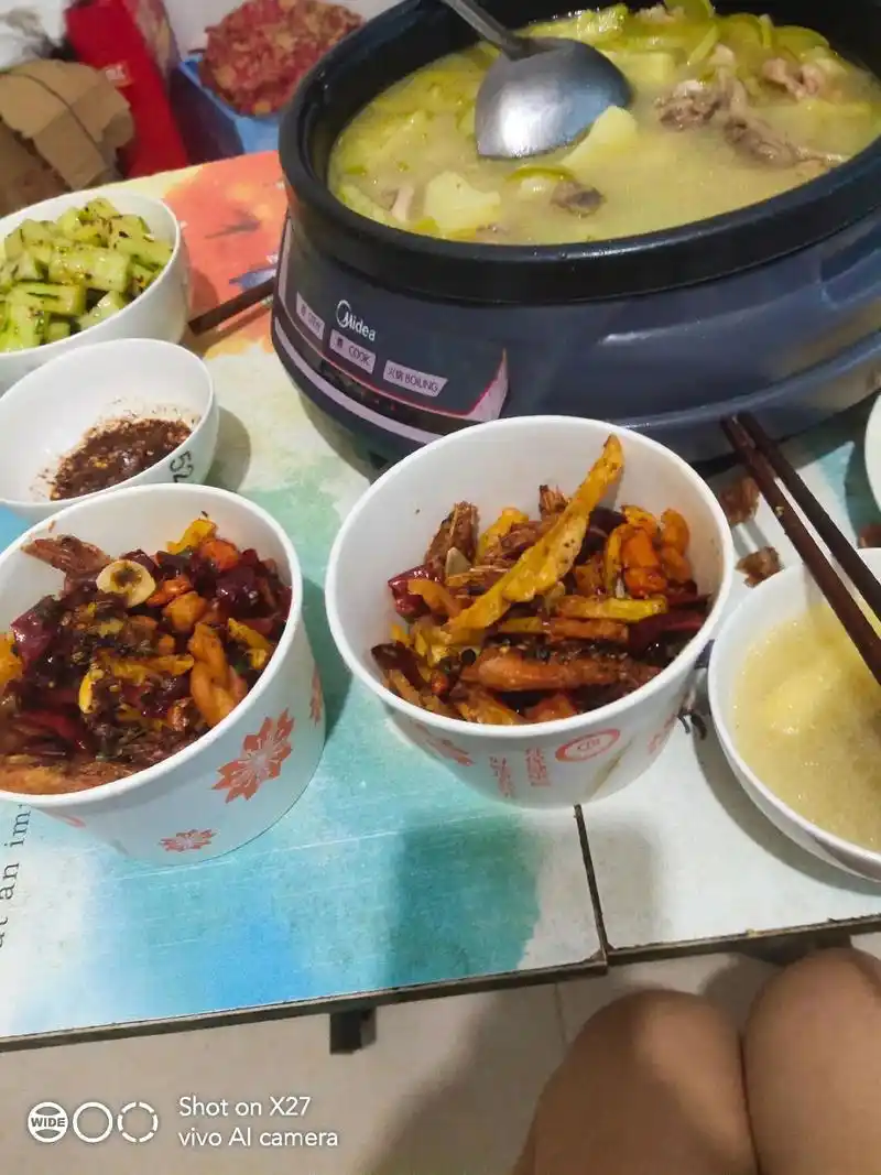 记录简单生活 还是家里的饭菜爽口#只有照片能记录这份珍贵  - 兑音