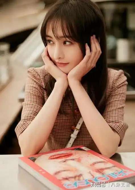 郑爽嫁白人需求太高普男无法满足为留在漂亮国找白人当男友