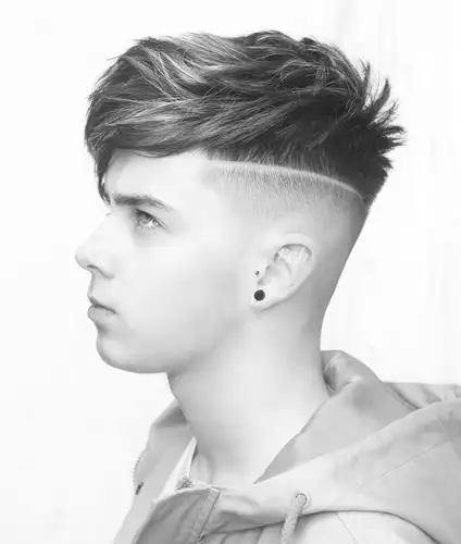50款男士时尚潮男发型够你帅足365天