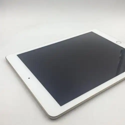 苹果【ipad第5代(2017款)】wifi版 金色 32g 国行 9成新
