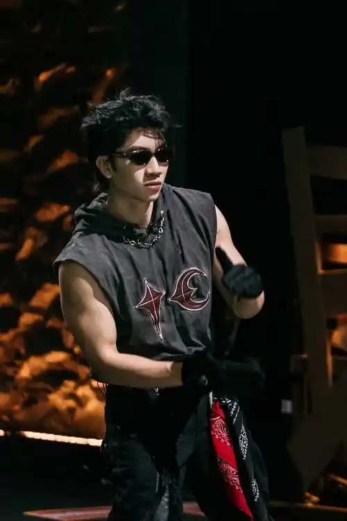 从选手到制作人,"罗马"归来的杨和苏:孤独是故乡|谈艺录