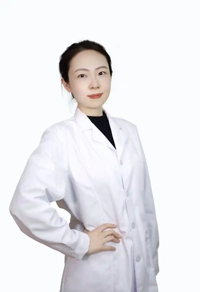 男科女医生的心路历程,我是滕菲,一个有着10年资历的男科女医生!