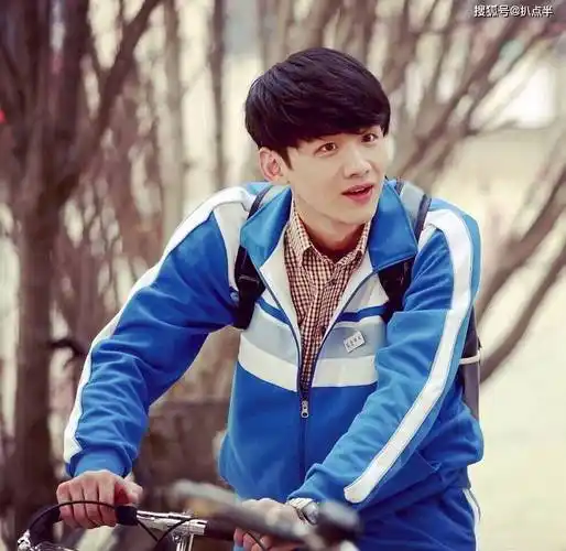 白敬亭口碑大崩,黑料