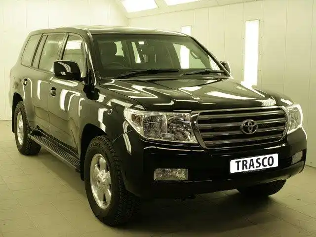 200加长版报价_丰田陆地巡洋舰200加长版图片及全景vr_环球商务房车网